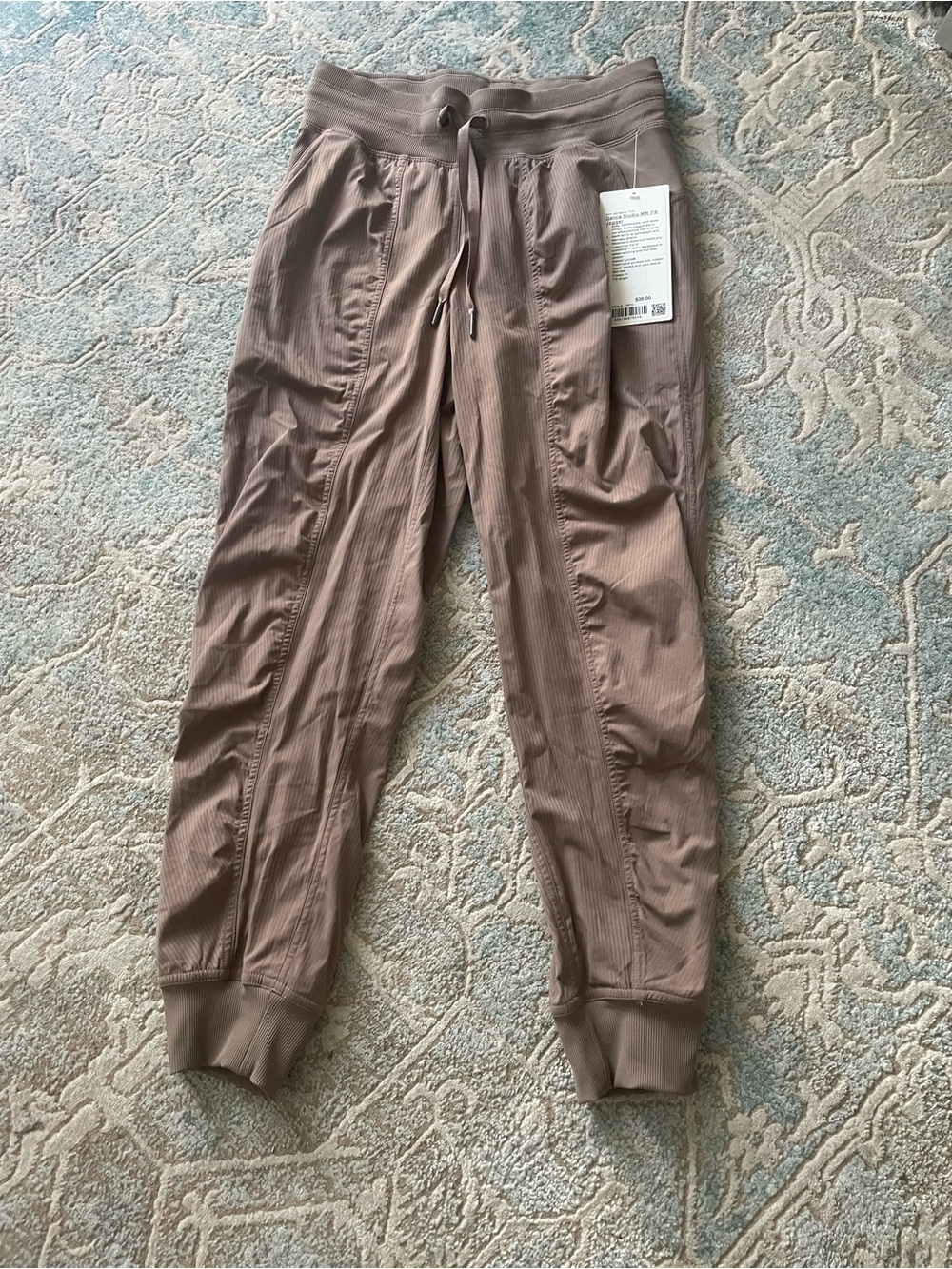 lululemon athletica Ribbed Track Joggers in Taupe